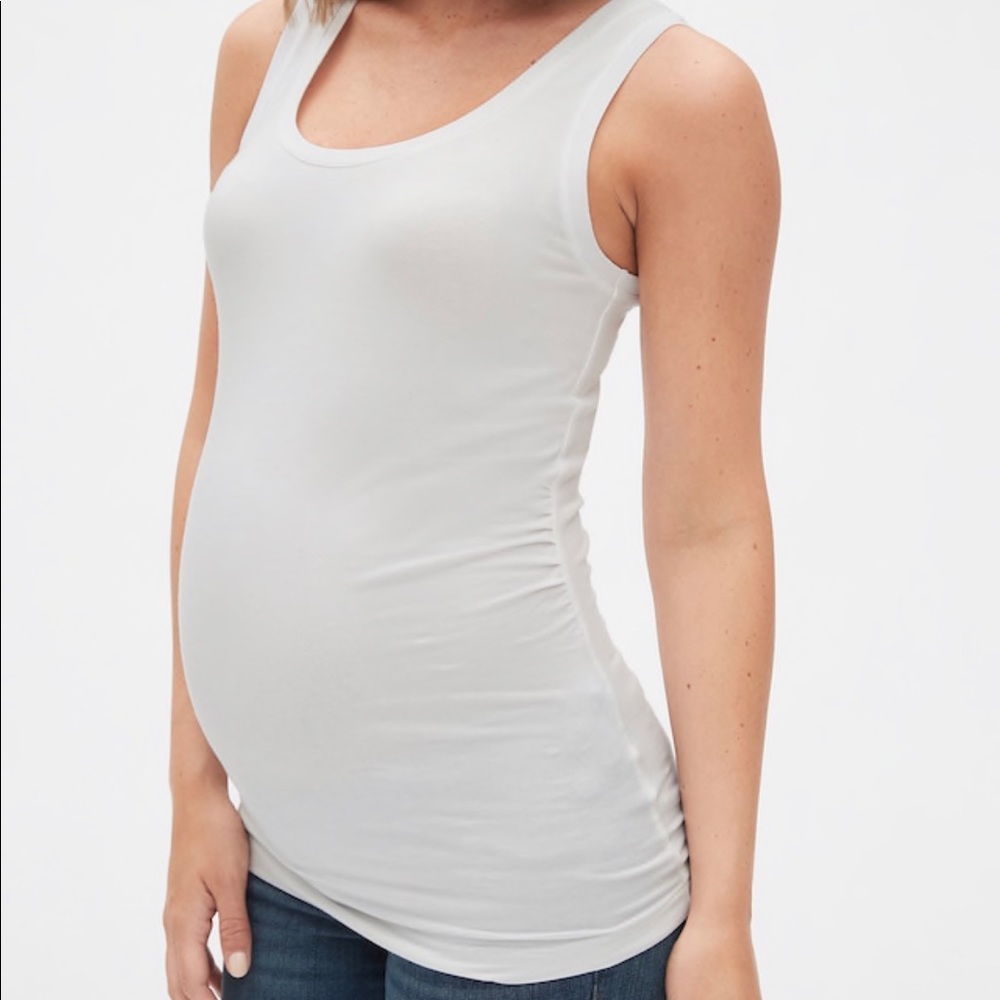 Gap Pure Body Maternity Tank